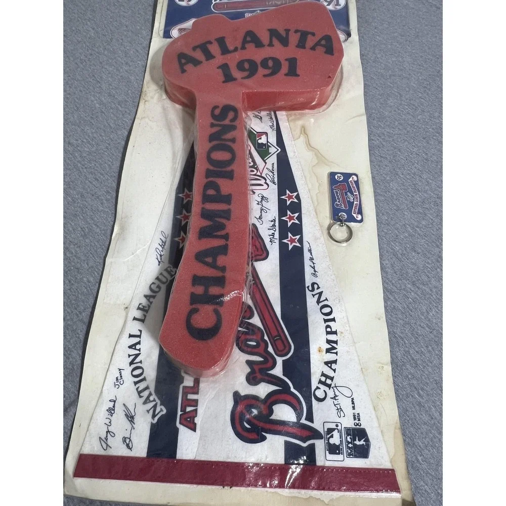 VTG Atlanta Braves Foam Tomahawk Tag Pennant Key Set 91 MLB Baseball NL Champs